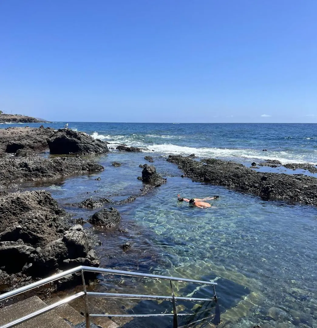 Apartment Patio Canario * Beach Escape / 2 Rooms, 2 Terraces & Pool Arona