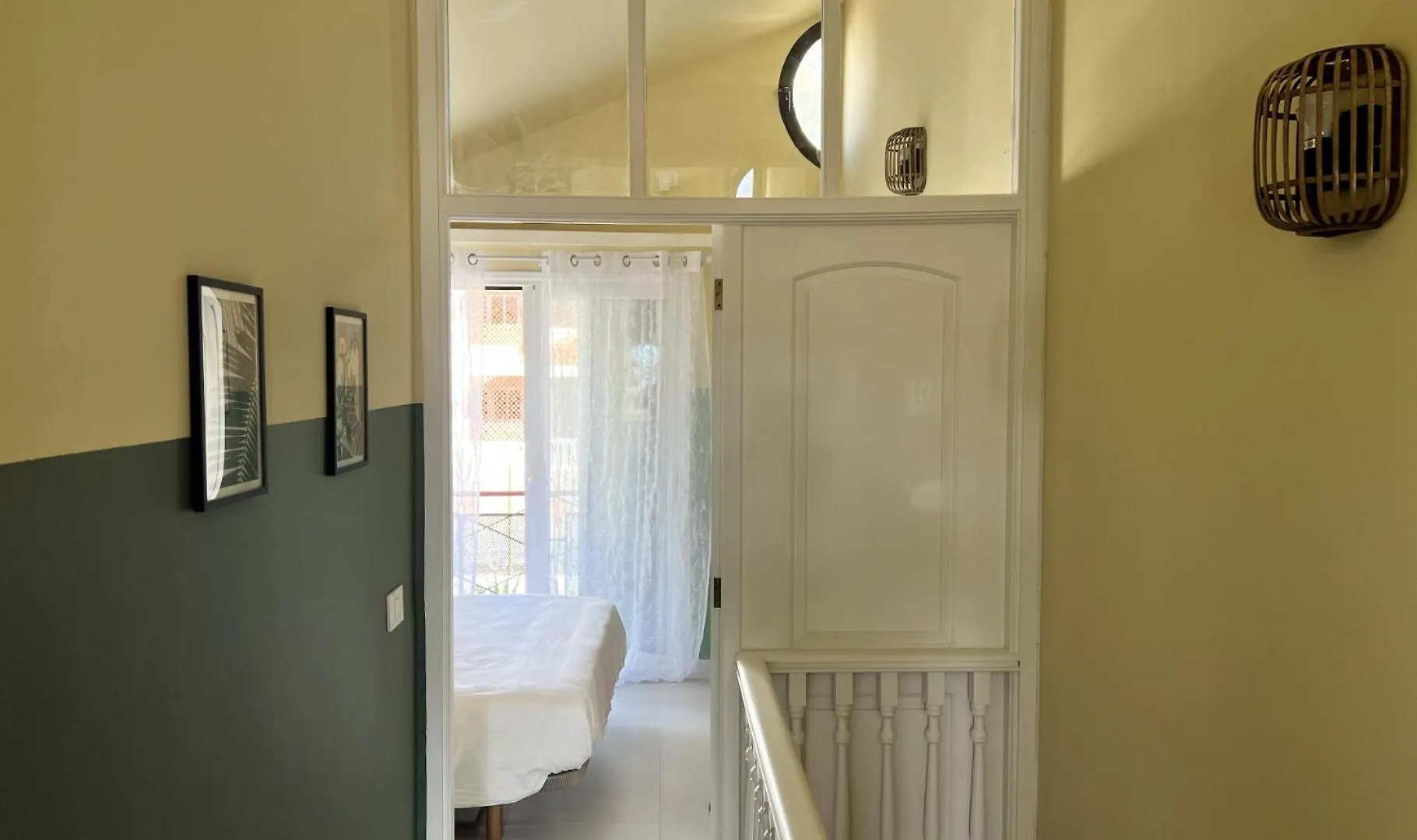 Patio Canario * Beach Escape / 2 Rooms, 2 Terraces & Pool Arona  0*, Arona (Tenerife)