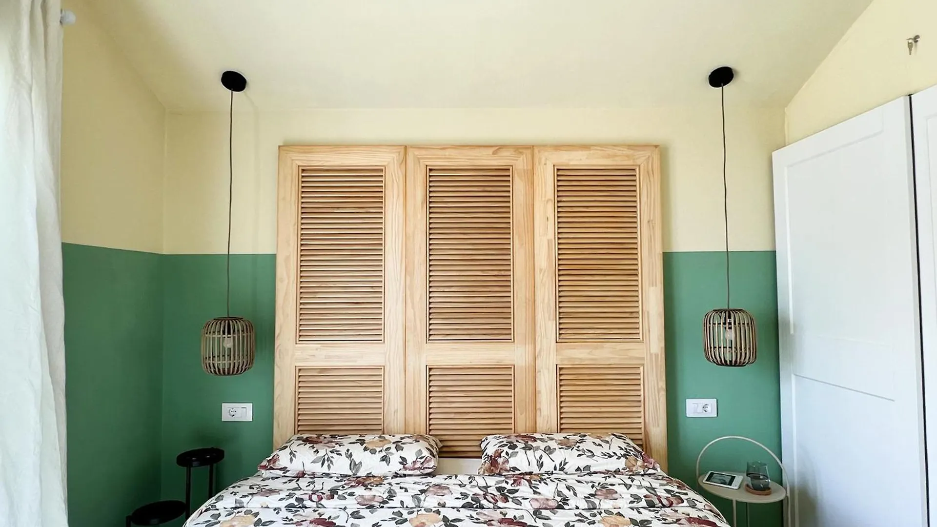 Apartment Patio Canario * Beach Escape / 2 Rooms, 2 Terraces & Pool Arona