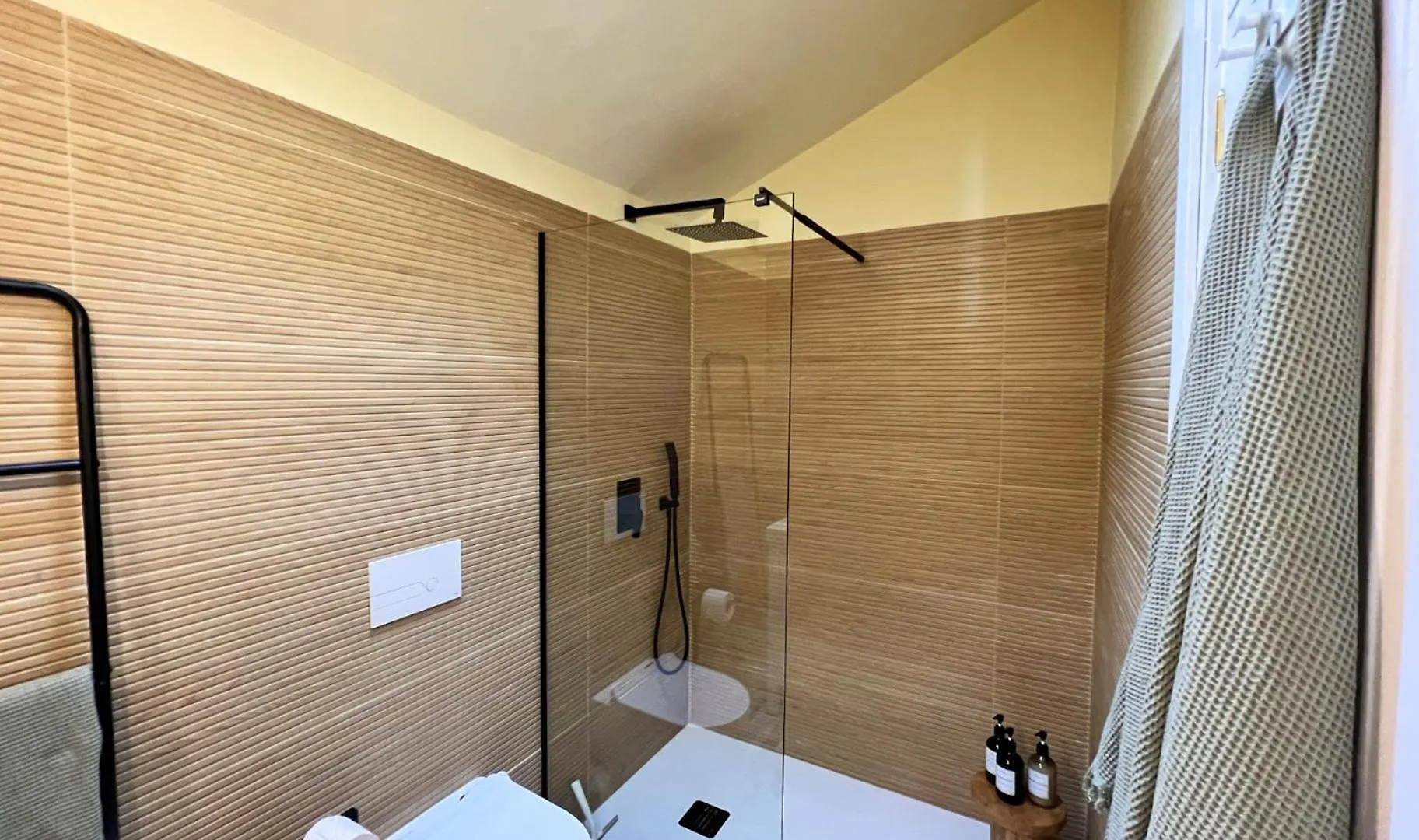 Patio Canario * Beach Escape / 2 Rooms, 2 Terraces & Pool Arona  0*, Arona (Tenerife) Spain